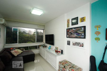Sala de apartamento à venda com 2 quartos, 65m² em Laranjeiras, Rio de Janeiro