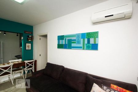 Sala de apartamento à venda com 2 quartos, 65m² em Laranjeiras, Rio de Janeiro