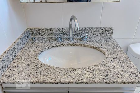 Apartamento à venda com 89m², 3 quartos e 1 vagaDetalhe Banheiro da Suite