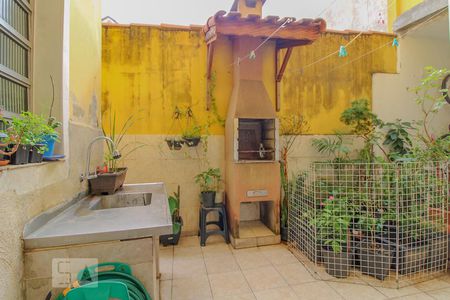 Casa à venda com 193m², 4 quartos e 2 vagas Casa à venda com 193m², 4 quartos e 2 vagasÁrea Externa