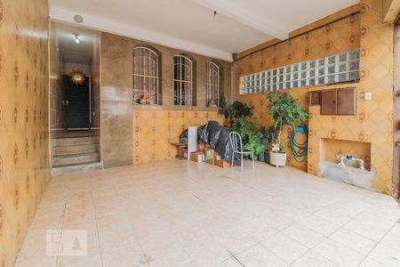Casa à venda com 193m², 4 quartos e 2 vagas Casa à venda com 193m², 4 quartos e 2 vagasGaragem