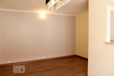 Apartamento à venda com 69m², 2 quartos e 1 vaga Apartamento à venda com 69m², 2 quartos e 1 vagaSala