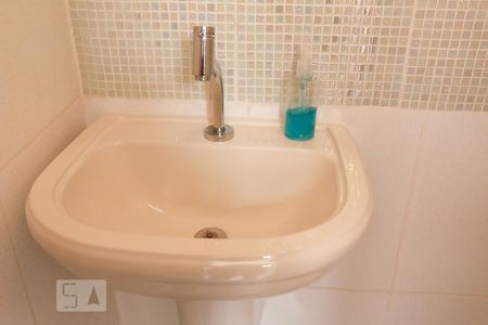 Apartamento à venda com 69m², 2 quartos e 1 vaga Apartamento à venda com 69m², 2 quartos e 1 vagaLavabo - Pia