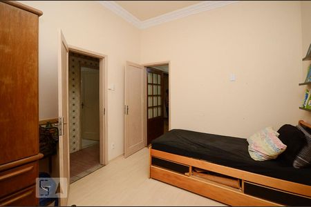 Casa à venda com 450m², 5 quartos e 2 vagasQuarto 2