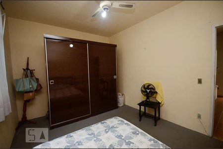 Casa à venda com 450m², 5 quartos e 2 vagasQuarto 4