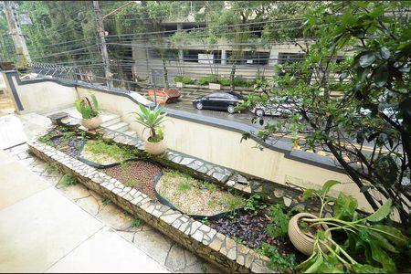 Casa à venda com 450m², 5 quartos e 2 vagasJardim