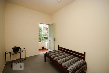 Casa à venda com 450m², 5 quartos e 2 vagasQuarto 3