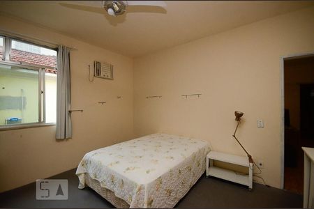 Casa à venda com 450m², 5 quartos e 2 vagasQuarto 5