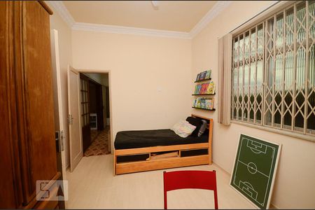 Casa à venda com 450m², 5 quartos e 2 vagasQuarto 2