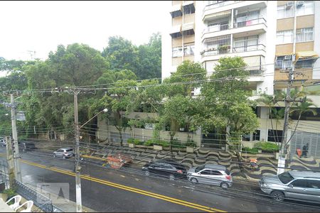 Casa à venda com 450m², 5 quartos e 2 vagasVista da Rua