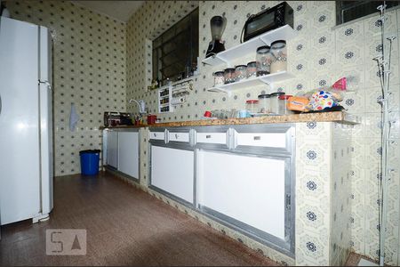 Casa à venda com 450m², 5 quartos e 2 vagasCozinha