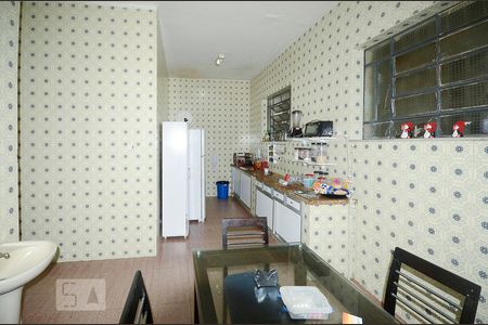 Casa à venda com 450m², 5 quartos e 2 vagasCozinha