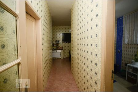 Casa à venda com 450m², 5 quartos e 2 vagasCorredor