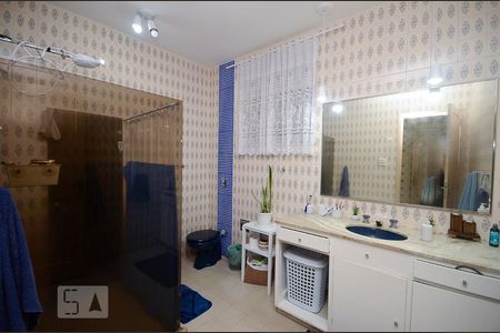 Casa à venda com 450m², 5 quartos e 2 vagasBanheiro Social