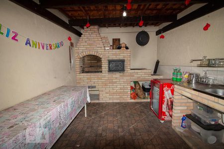 Casa à venda com 147m², 3 quartos e 3 vagasChurrasqueira