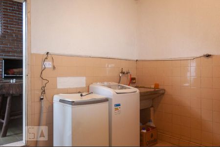 Casa à venda com 200m², 3 quartos e 1 vaga Casa à venda com 200m², 3 quartos e 1 vagaÁrea de Serviço