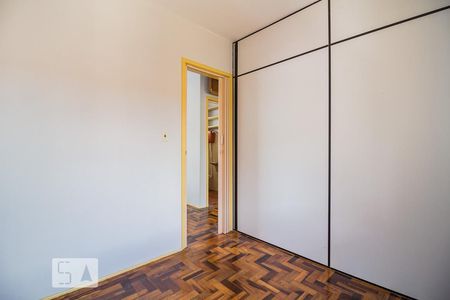 Dormitório de apartamento para alugar com 2 quartos, 48m² em Menino Deus, Porto Alegre