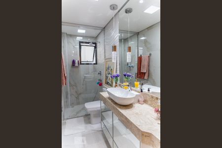 Apartamento à venda com 73m², 2 quartos e 2 vagasBanheiro