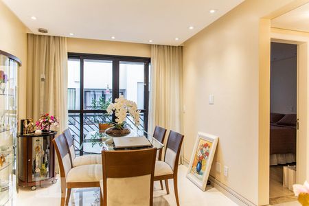 Sala de apartamento à venda com 2 quartos, 73m² em Jardim Bela Vista, Santo André