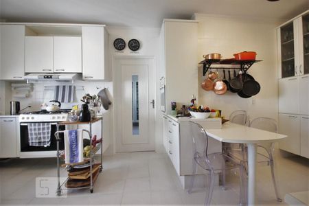 Apartamento à venda com 418m², 4 quartos e 3 vagasCozinha