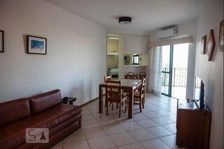 Sala de apartamento para alugar com 1 quarto, 55m² em Copacabana, Rio de Janeiro