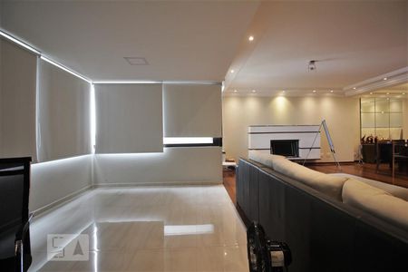 Sala de apartamento à venda com 3 quartos, 185m² em Real Parque, São Paulo