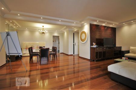 Sala de apartamento à venda com 3 quartos, 185m² em Real Parque, São Paulo