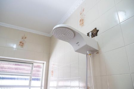 Casa à venda com 160m², 3 quartos e 1 vagaBanheiro da Suíte 2