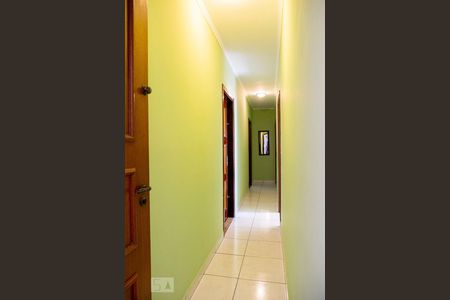 Casa à venda com 160m², 3 quartos e 1 vagaCorredor