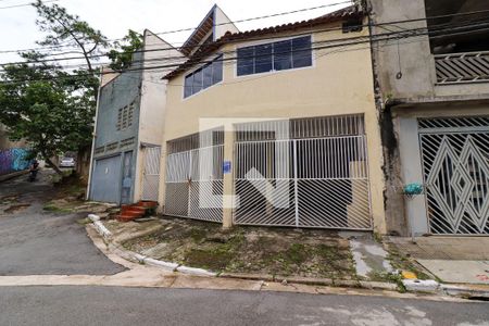Casa à venda com 160m², 3 quartos e 2 vagasFachada
