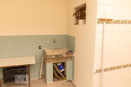 Casa à venda com 160m², 3 quartos e 2 vagas Casa à venda com 160m², 3 quartos e 2 vagasÁrea de Serviço