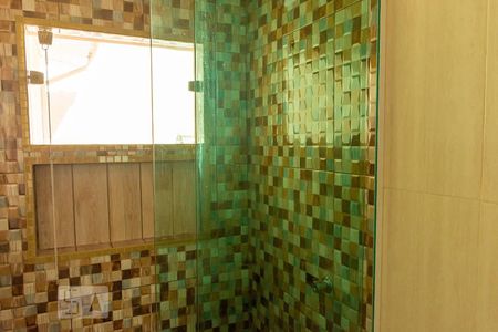 Casa à venda com 160m², 3 quartos e 2 vagas Casa à venda com 160m², 3 quartos e 2 vagasDetalhe do Banheiro Social - Box