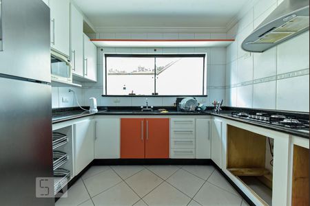 Casa à venda com 335m², 7 quartos e 7 vagas Casa à venda com 335m², 7 quartos e 7 vagasCozinha