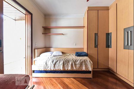 Casa à venda com 335m², 7 quartos e 7 vagas Casa à venda com 335m², 7 quartos e 7 vagasSuíte 1