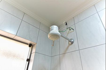 Casa à venda com 335m², 7 quartos e 7 vagas Casa à venda com 335m², 7 quartos e 7 vagasBanheiro de Serviço