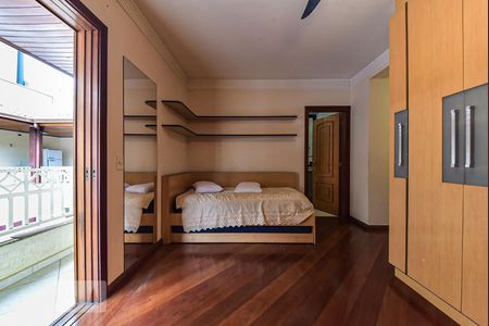 Casa à venda com 335m², 7 quartos e 7 vagas Casa à venda com 335m², 7 quartos e 7 vagasSuíte 4