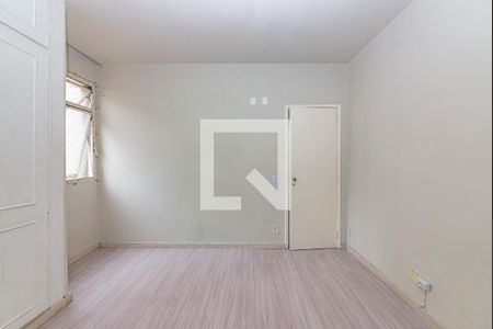 Apartamento para alugar com 372m², 3 quartos e 2 vagas Apartamento para alugar com 372m², 3 quartos e 2 vagasQuarto 2