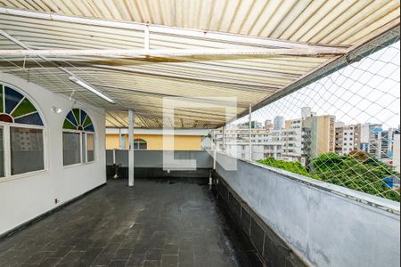 Apartamento para alugar com 372m², 3 quartos e 2 vagas Apartamento para alugar com 372m², 3 quartos e 2 vagasVaranda