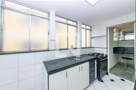 Apartamento para alugar com 372m², 3 quartos e 2 vagas Apartamento para alugar com 372m², 3 quartos e 2 vagasCozinha