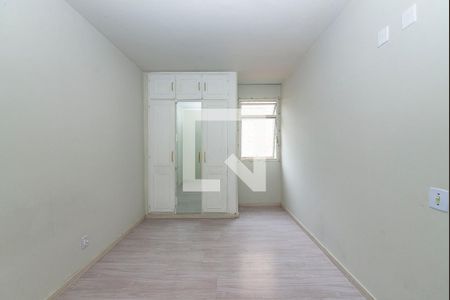 Apartamento para alugar com 372m², 3 quartos e 2 vagas Apartamento para alugar com 372m², 3 quartos e 2 vagasQuarto 2