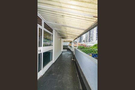 Apartamento para alugar com 372m², 3 quartos e 2 vagas Apartamento para alugar com 372m², 3 quartos e 2 vagasVaranda