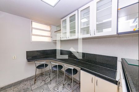 Apartamento para alugar com 372m², 3 quartos e 2 vagas Apartamento para alugar com 372m², 3 quartos e 2 vagasCozinha