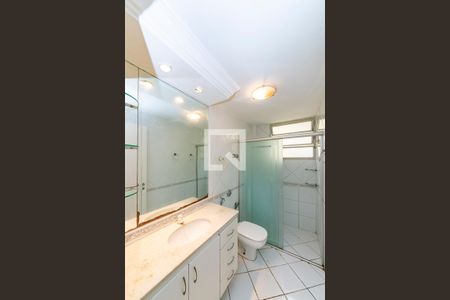 Apartamento para alugar com 372m², 3 quartos e 2 vagas Apartamento para alugar com 372m², 3 quartos e 2 vagasBanheiro Social