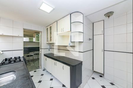 Apartamento para alugar com 372m², 3 quartos e 2 vagas Apartamento para alugar com 372m², 3 quartos e 2 vagasCozinha