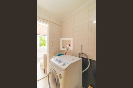 Casa de condomínio à venda com 180m², 3 quartos e 2 vagas Casa de condomínio à venda com 180m², 3 quartos e 2 vagasÁrea de Serviço