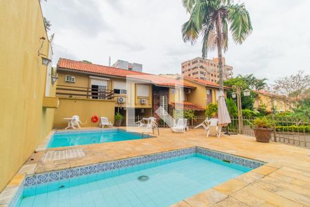 Casa de condomínio à venda com 180m², 3 quartos e 2 vagas Casa de condomínio à venda com 180m², 3 quartos e 2 vagasÁrea comum - Piscina
