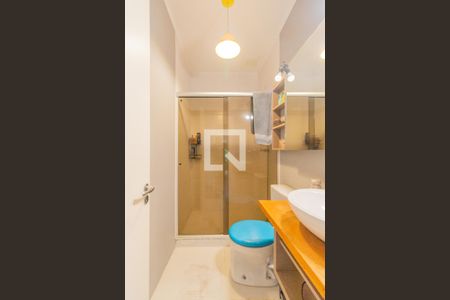 Casa de condomínio à venda com 180m², 3 quartos e 2 vagas Casa de condomínio à venda com 180m², 3 quartos e 2 vagasBanheiro Social