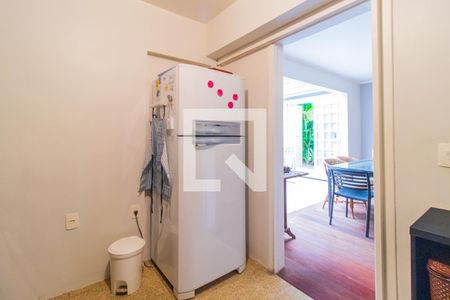 Casa de condomínio à venda com 180m², 3 quartos e 2 vagas Casa de condomínio à venda com 180m², 3 quartos e 2 vagasCozinha