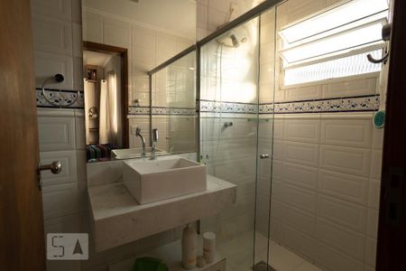 Casa à venda com 314m², 4 quartos e 4 vagas Casa à venda com 314m², 4 quartos e 4 vagassuíte 1