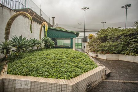 Apartamento à venda com 186m², 3 quartos e 3 vagas Apartamento à venda com 186m², 3 quartos e 3 vagasÁrea comum